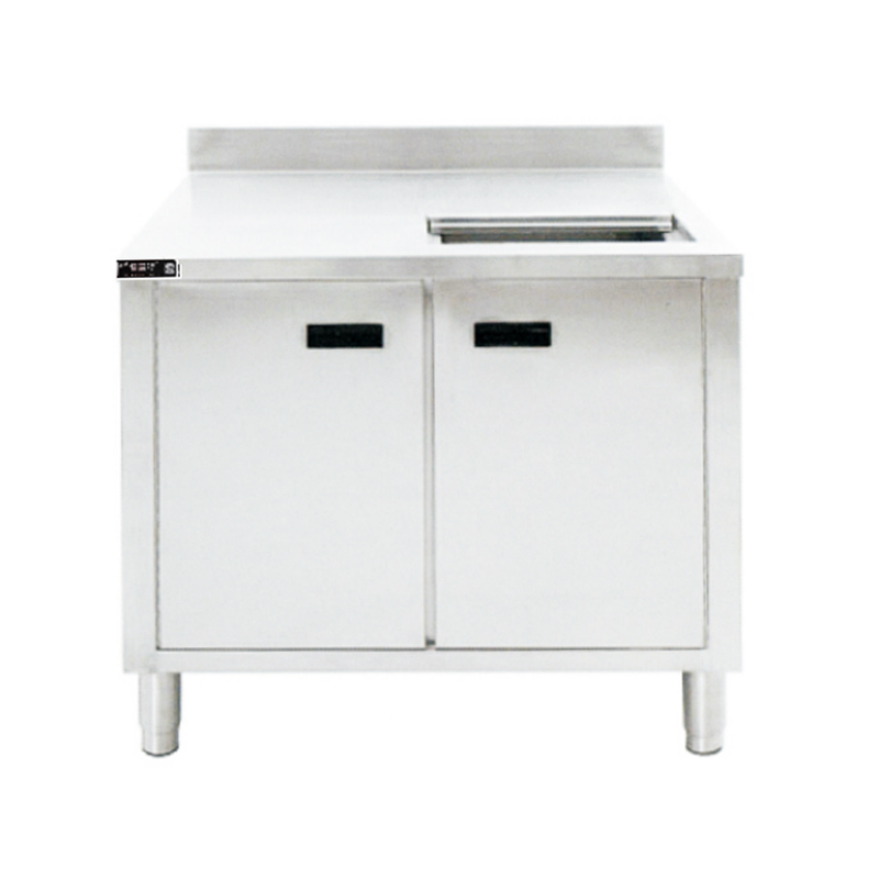 Serie 900 con l'armadietto Backer + Chute Ice